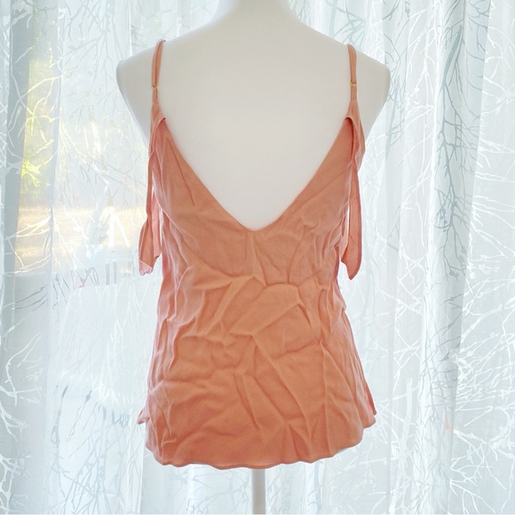 Reformation light pink v-neck hanging arm strap sleeveless tank top blouse - Picture 5 of 10